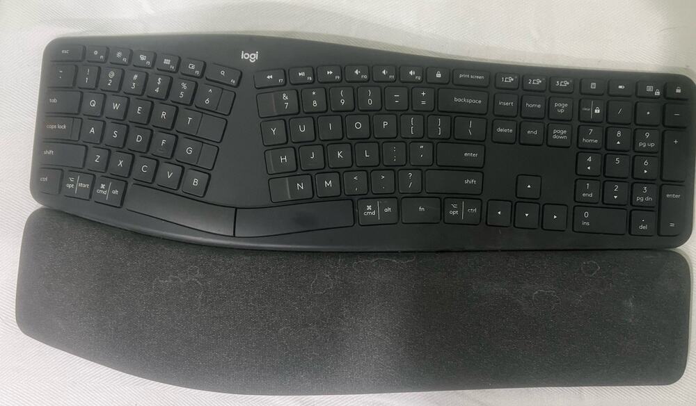Logitech ERGO K860 Split Ergonomic Wireless Keyboard No Dongle